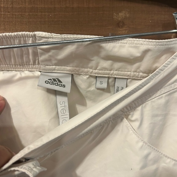 Adidas White Performance Women’s Shorts Size Small  (1336) - Picture 3 of 6